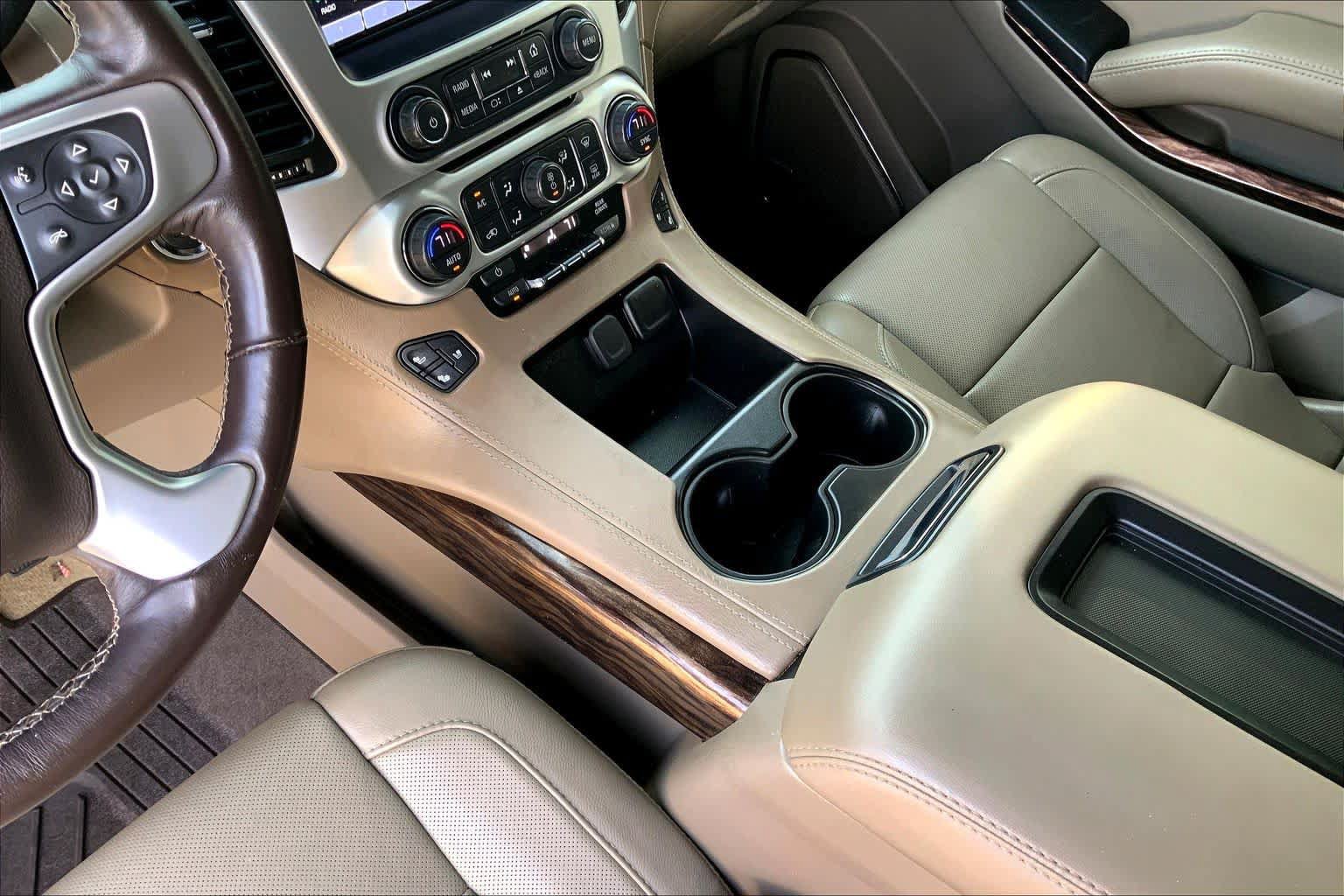 Used 2018 GMC Yukon SLT w/ Premium Edition RWD image 17