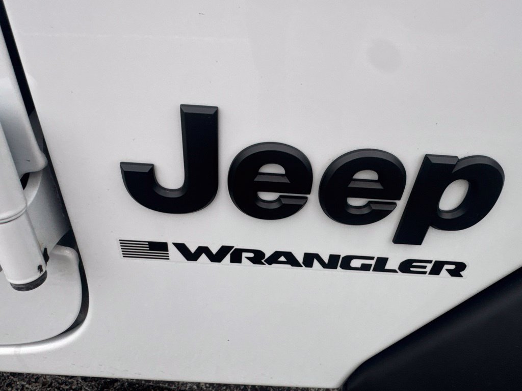 Used 2023 Jeep Wrangler Unlimited Sport AWD/4WD image 39
