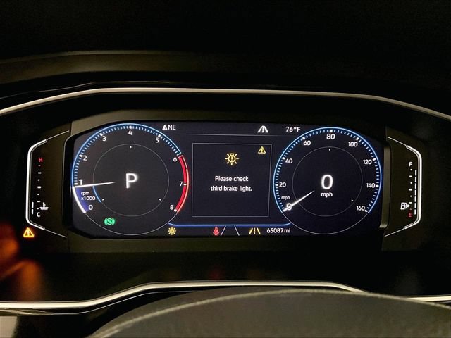 Used 2019 Volkswagen Jetta SEL w/ Cold Weather Package FWD image 19