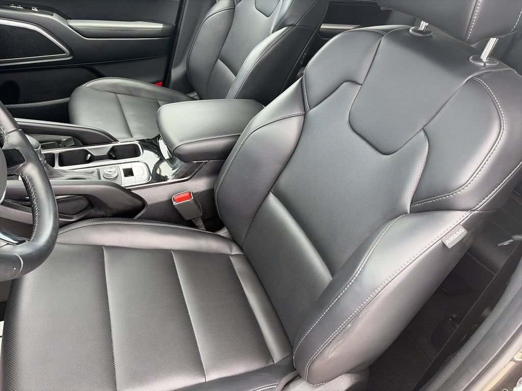 Used 2025 Kia Telluride S FWD image 12