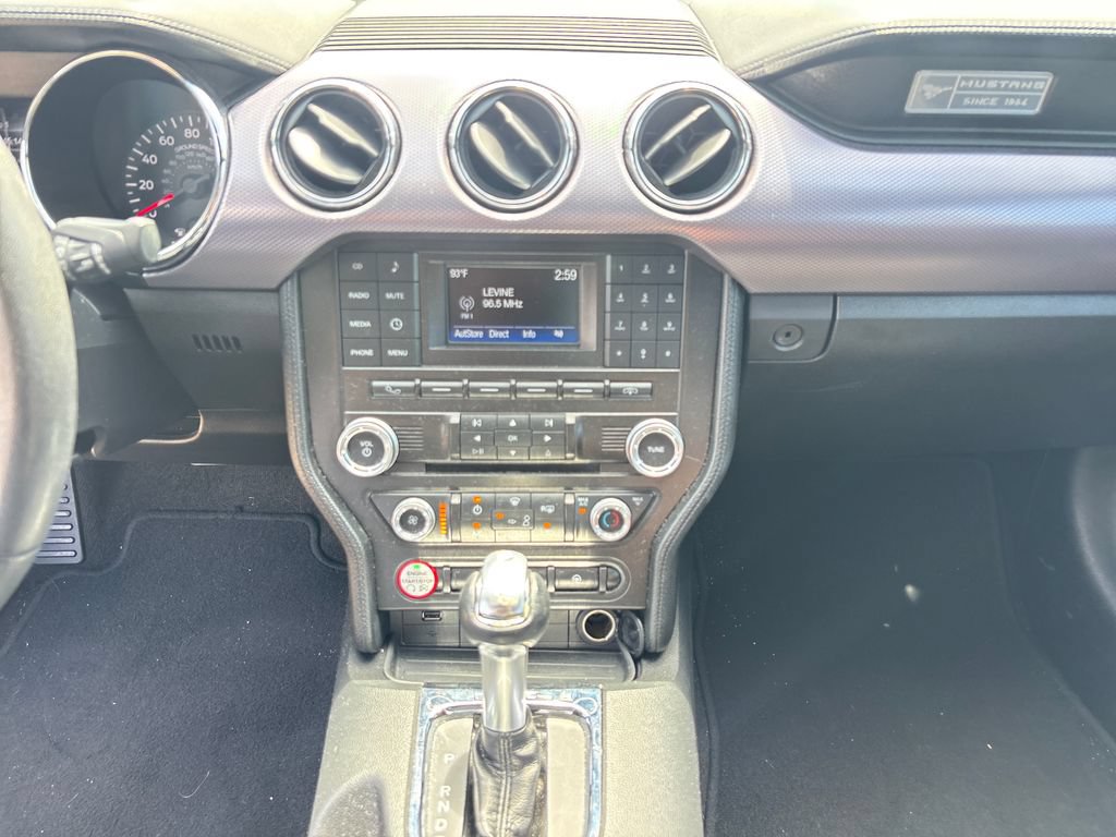Certified 2017 Ford Mustang Coupe RWD image 22