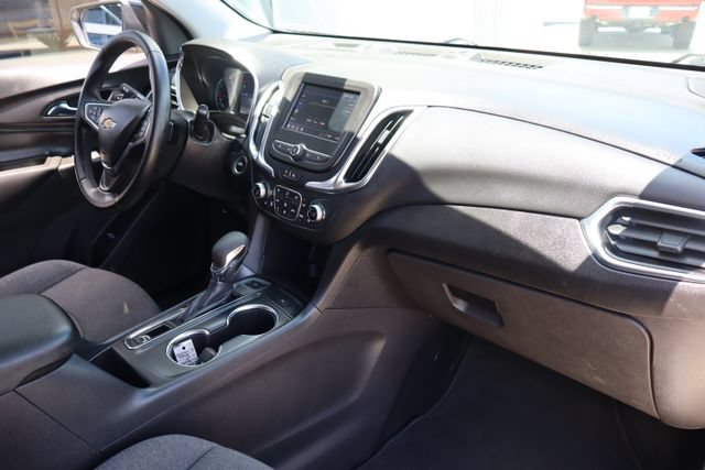 Used 2024 Chevrolet Equinox LT AWD/4WD image 36