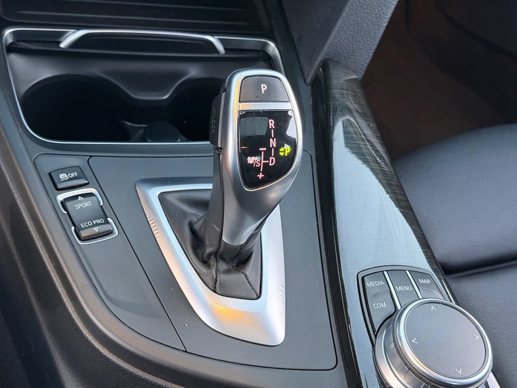 Used 2018 BMW 330i xDrive Sedan AWD/4WD image 24