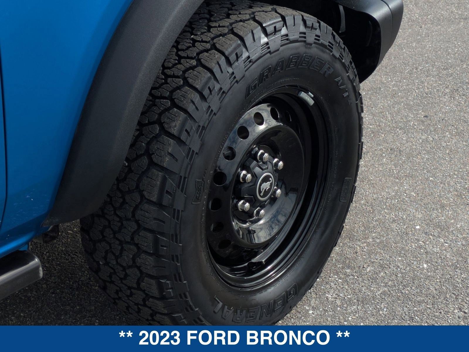 Certified 2023 Ford Bronco Black Diamond image 13