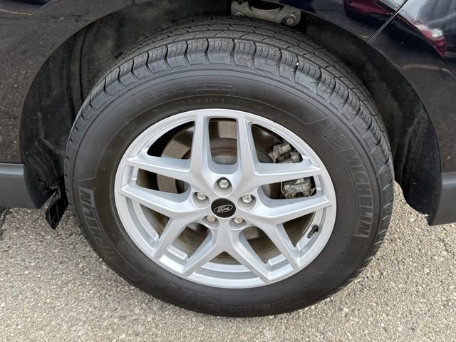 Certified 2024 Ford Edge SEL w/ Convenience Package image 5