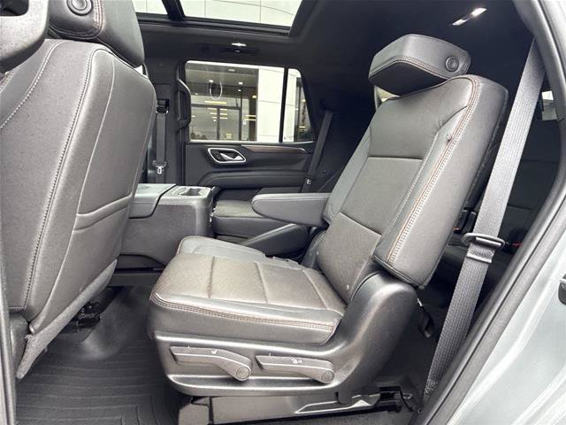 Used 2024 Chevrolet Tahoe High Country RWD image 5