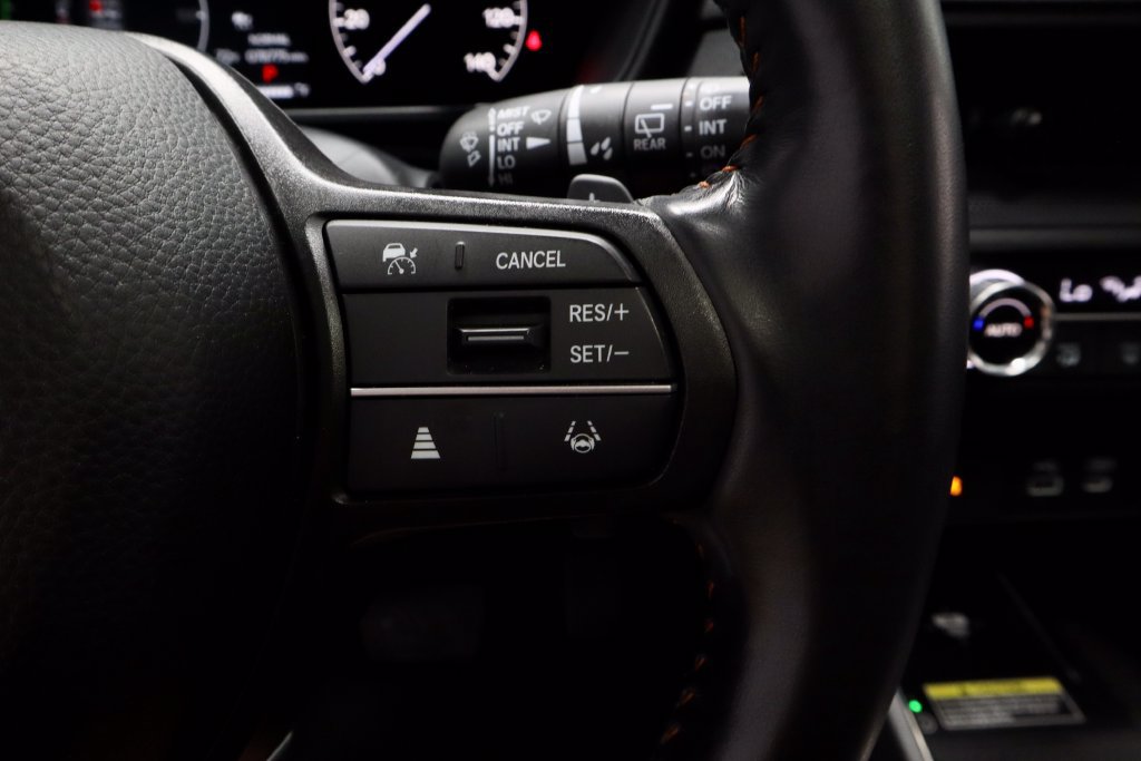 Used 2025 Honda CR-V Sport-L image 30