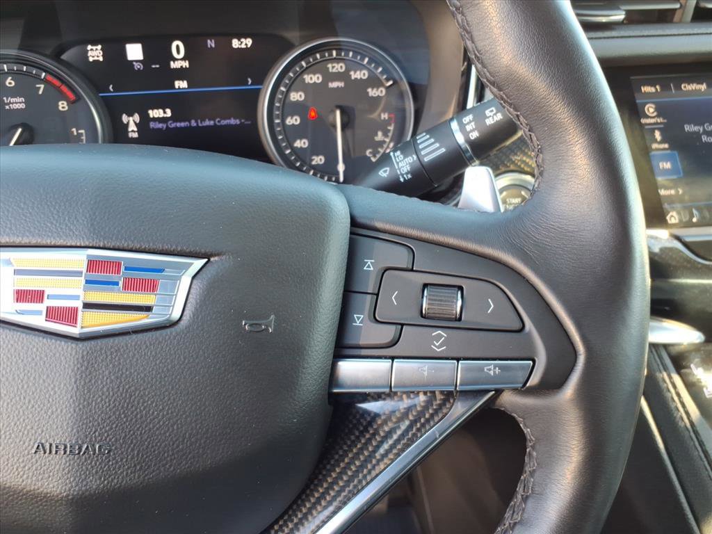 Used 2024 Cadillac XT6 Sport w/ Technology Package image 17