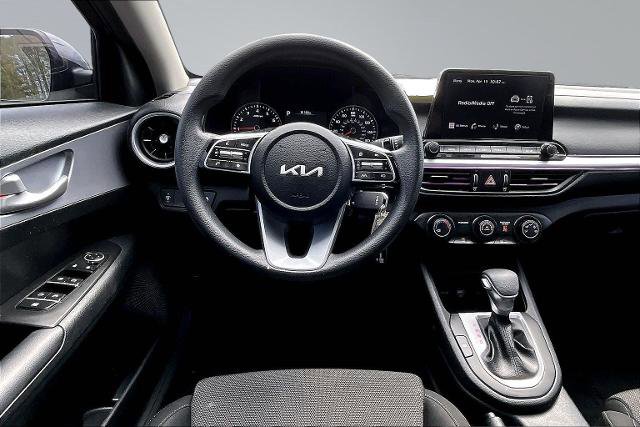 Used 2023 Kia Forte GT-Line w/ GT-Line Premium Package FWD image 5
