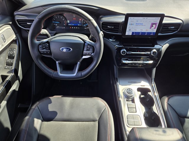 Certified 2023 Ford Explorer ST-Line w/ Class IV Trailer Tow Package image 26