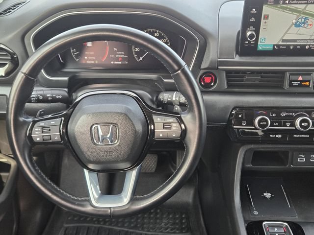 Used 2023 Honda Pilot Touring image 25