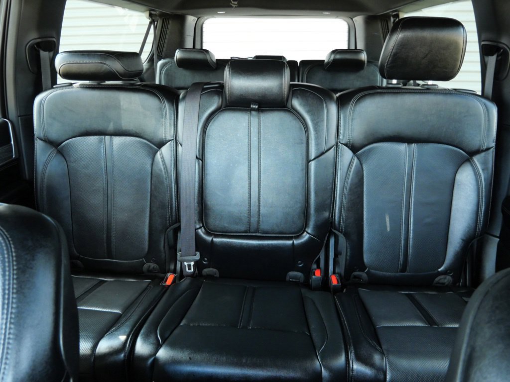 Used 2024 Jeep Wagoneer L Series III w/ Flexible Seating Group AWD/4WD image 16