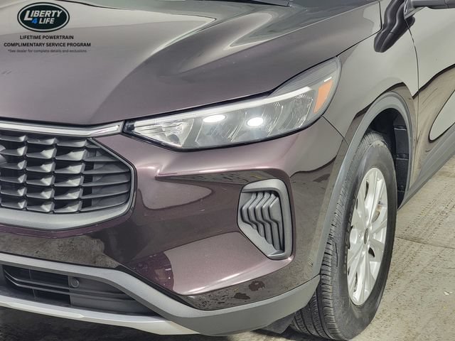 Certified 2023 Ford Escape Active w/ Tech Pack #1 AWD/4WD image 9