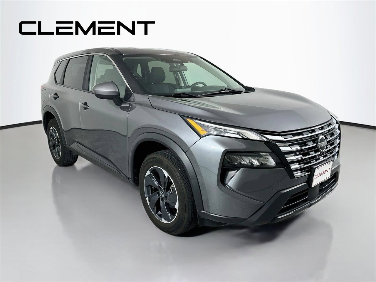 Used 2024 Nissan Rogue SV AWD/4WD image 5