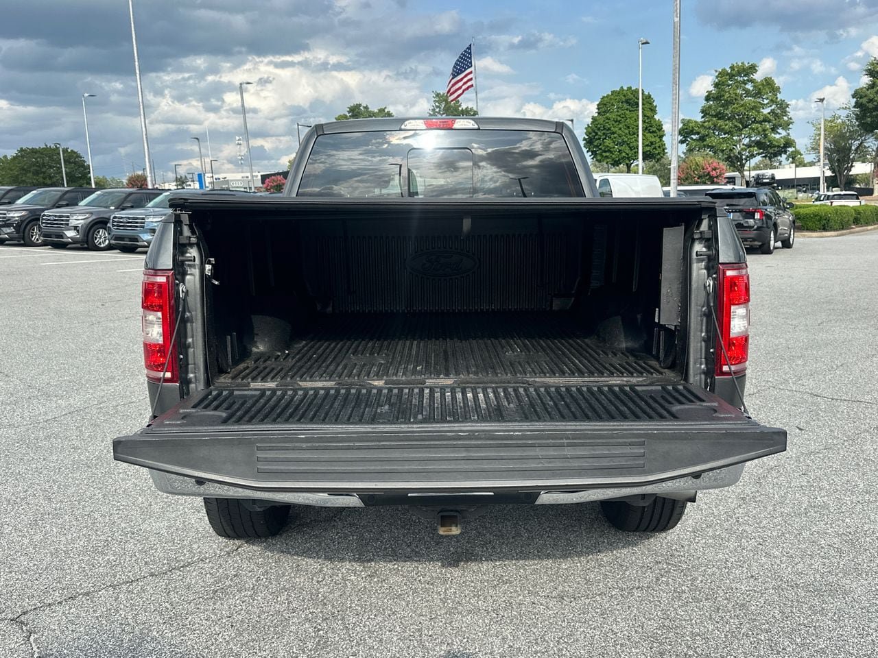 Certified 2018 Ford F150 XLT w/ Equipment Group 302A Luxury AWD/4WD image 20