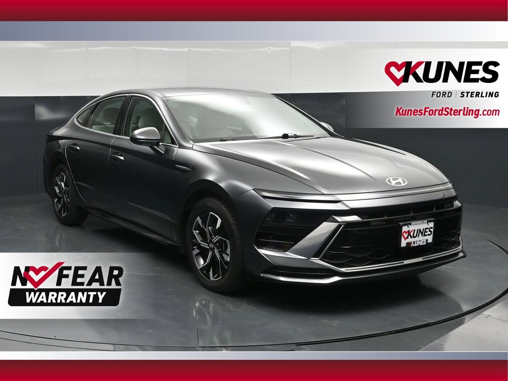 Used 2025 Hyundai Sonata SEL FWD image 1