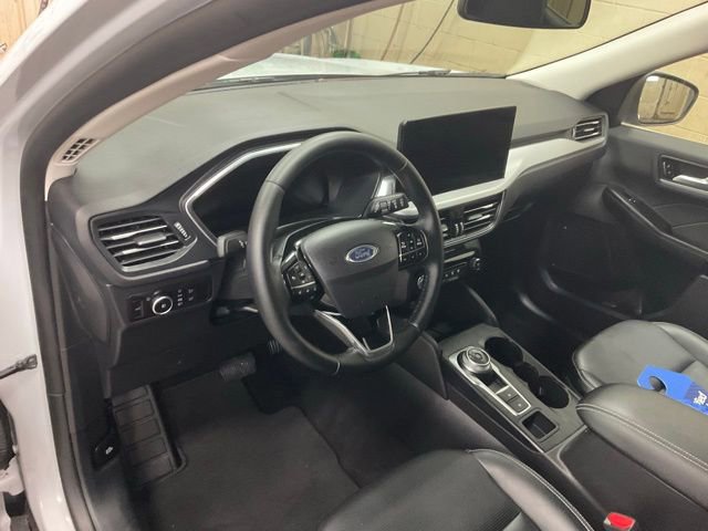 Certified 2025 Ford Escape Platinum image 6