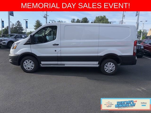 Certified 2024 Ford Transit 250 Low Roof w/ Exterior Upgrade Package RWD image 4
