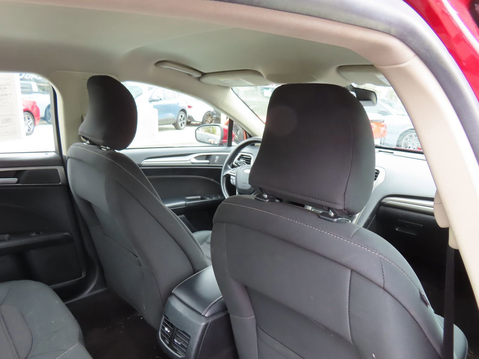 Certified 2019 Ford Fusion SE image 32