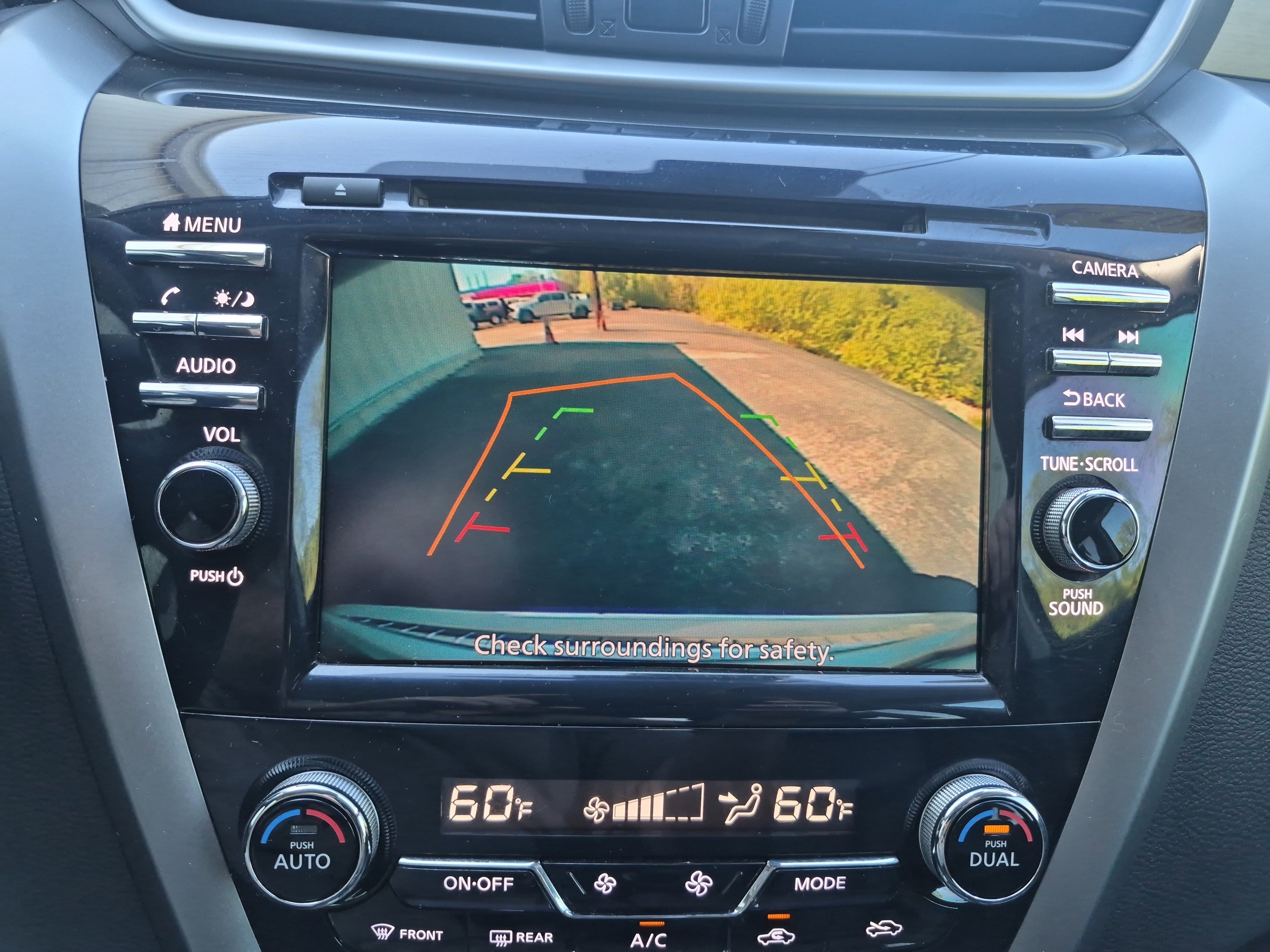 Used 2024 Nissan Murano SV image 34