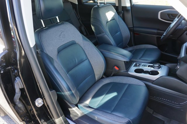 Certified 2023 Ford Bronco Sport Outer Banks w/ Tech Package image 2