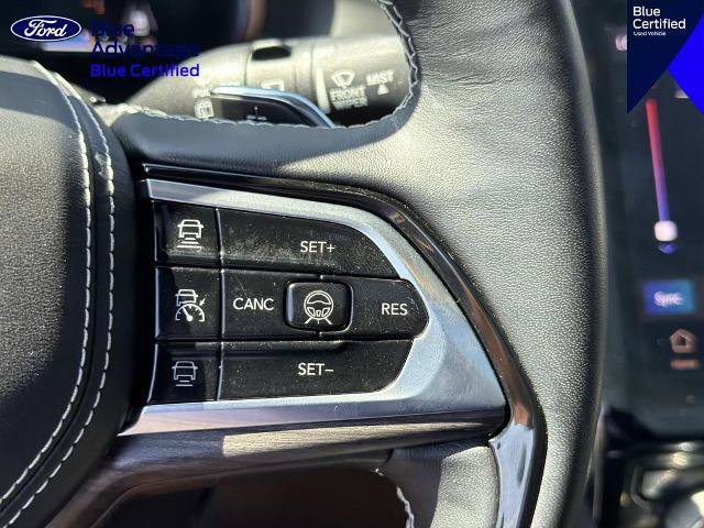 Used 2022 Jeep Grand Cherokee Overland w/ Advanced Protech Group III AWD/4WD image 26