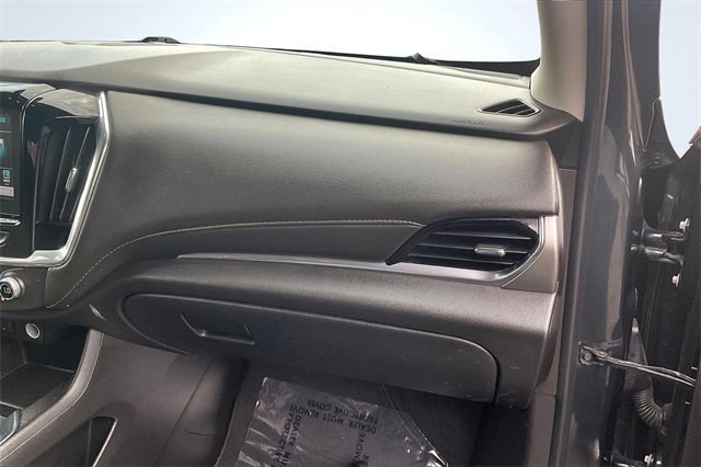 Used 2019 Chevrolet Traverse LT image 17