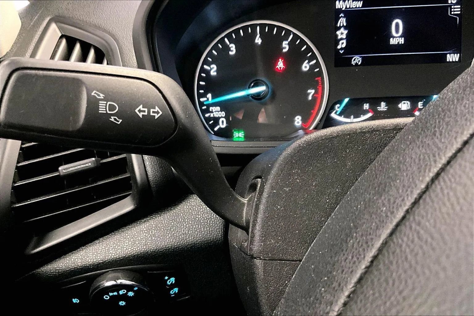 Certified 2022 Ford EcoSport SE image 30