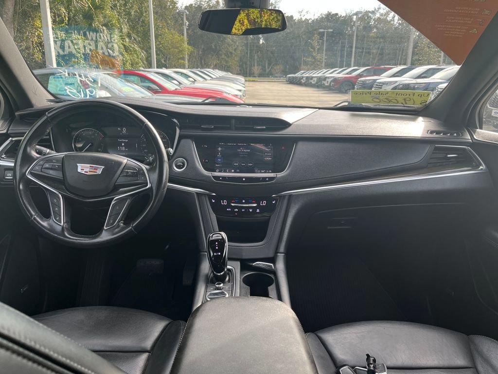 Used 2021 Cadillac XT5 Premium Luxury image 12