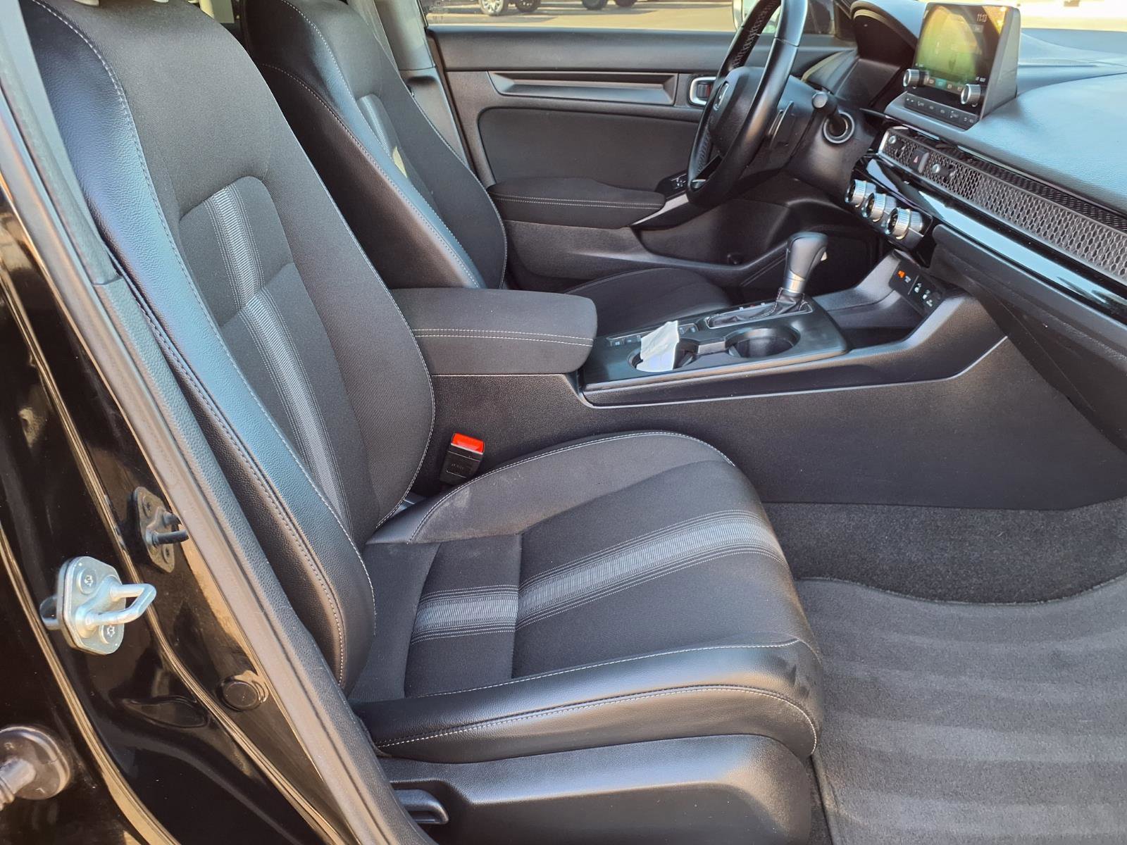 Used 2025 Honda Civic Sport image 11