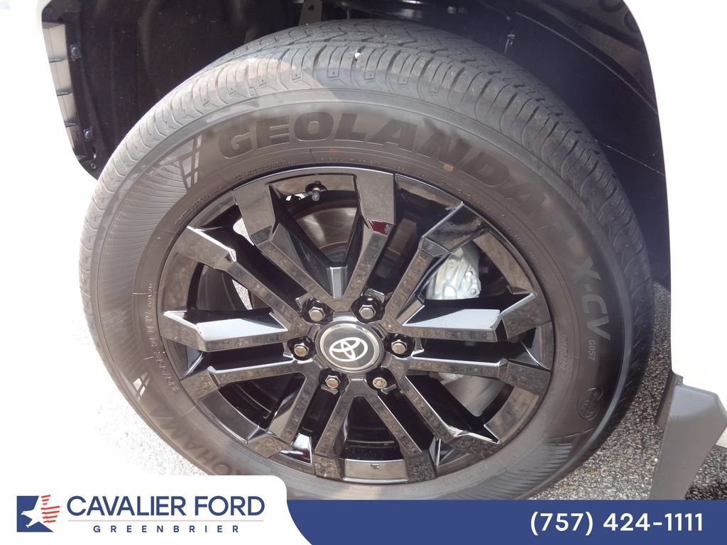 Used 2026 Toyota 4Runner Platinum AWD/4WD image 45