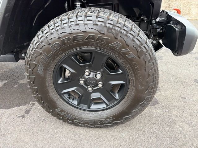 Used 2021 Jeep Gladiator Mojave image 6