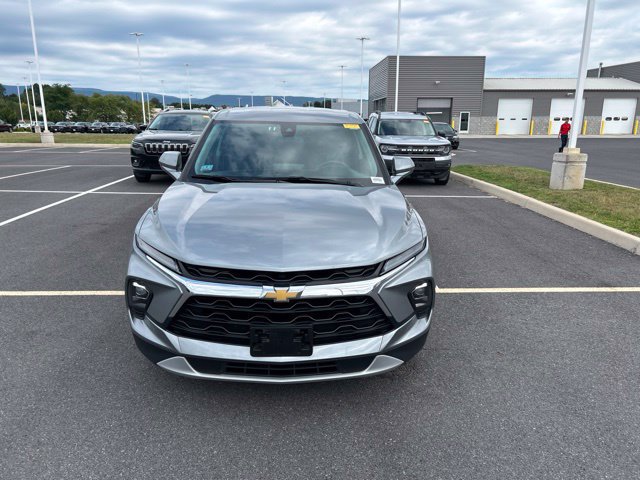 Used 2025 Chevrolet Blazer LT AWD/4WD image 8