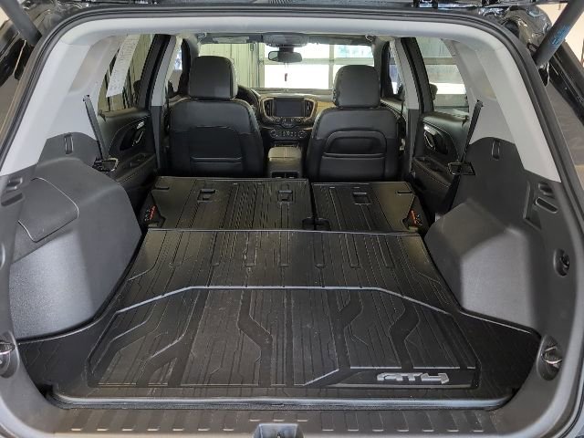 Used 2024 GMC Terrain AT4 w/ Infotainment Package II AWD/4WD image 40