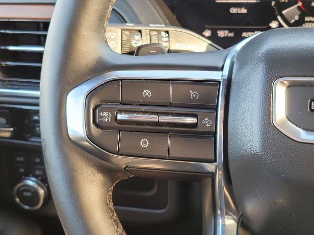 Used 2025 GMC Yukon Denali image 24