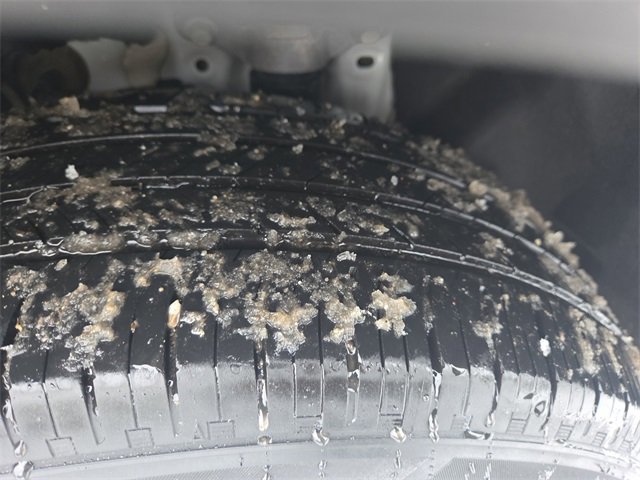 Certified 2022 Ford Explorer XLT w/ Equipment Group 202A image 32