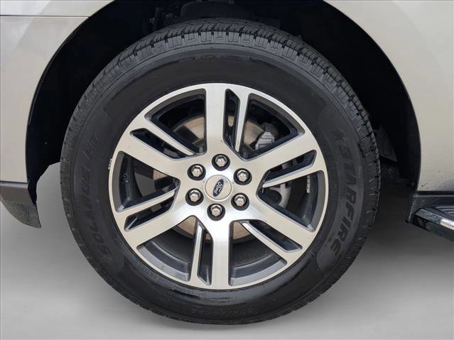 Certified 2023 Ford Expedition Max Limited image 27