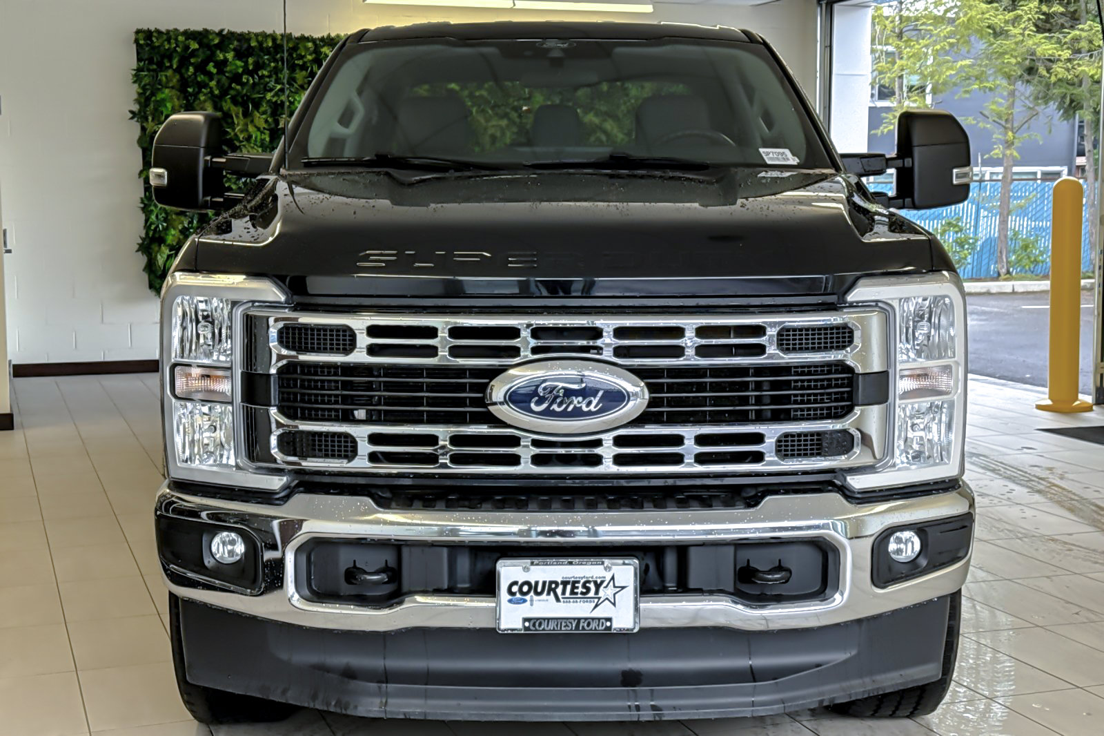 Certified 2024 Ford F350 Lariat w/ Lariat Ultimate Package AWD/4WD image 9