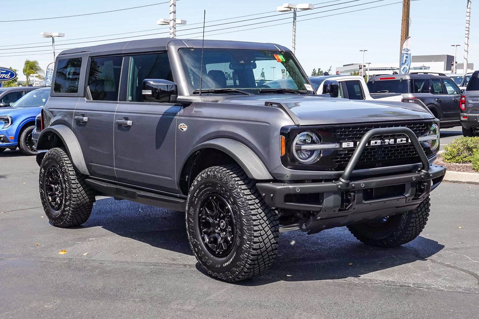 Certified 2021 Ford Bronco Wildtrak image 3