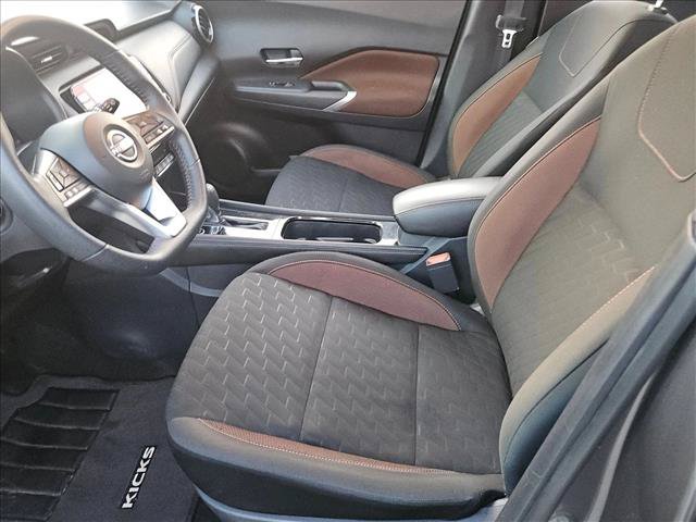 Used 2024 Nissan Kicks SR FWD image 15