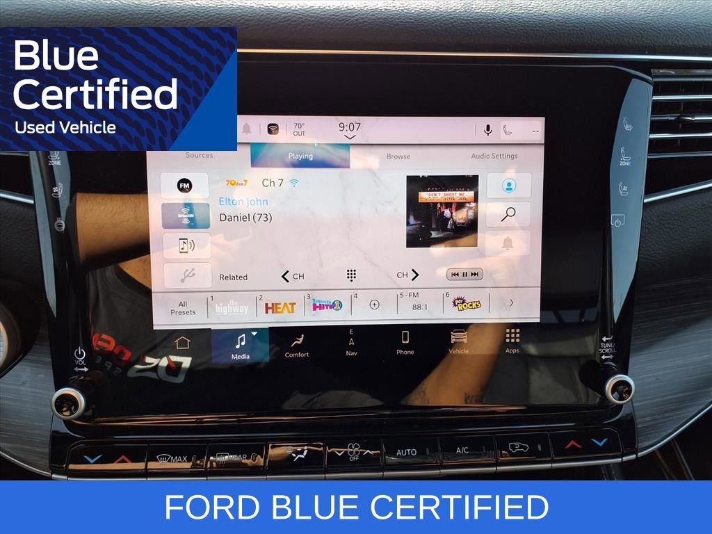 Used 2024 Jeep Wagoneer L Series II w/ Flexible Seating Group image 21