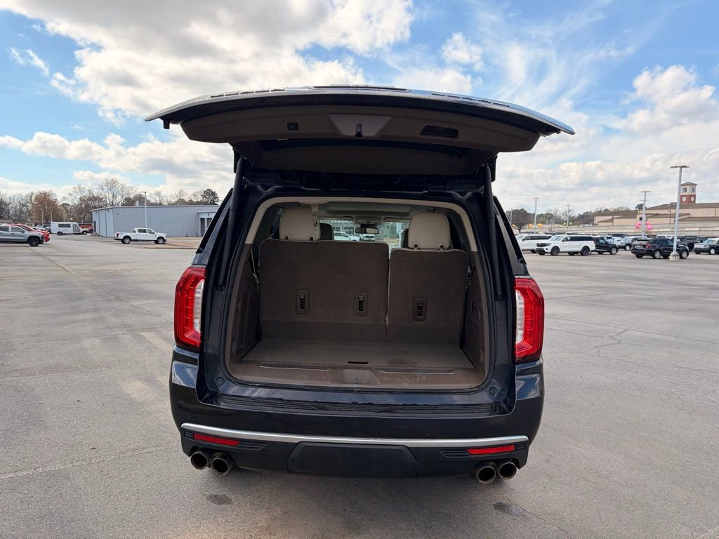 Used 2023 GMC Yukon Denali image 9