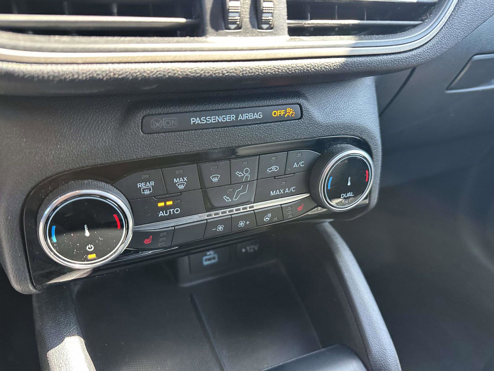 Certified 2022 Ford Escape SEL AWD/4WD image 24