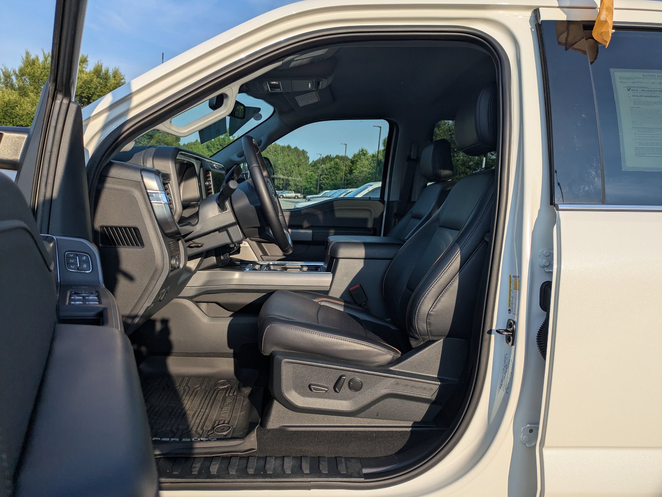 Certified 2025 Ford F250 Lariat w/ Chrome Package AWD/4WD image 13