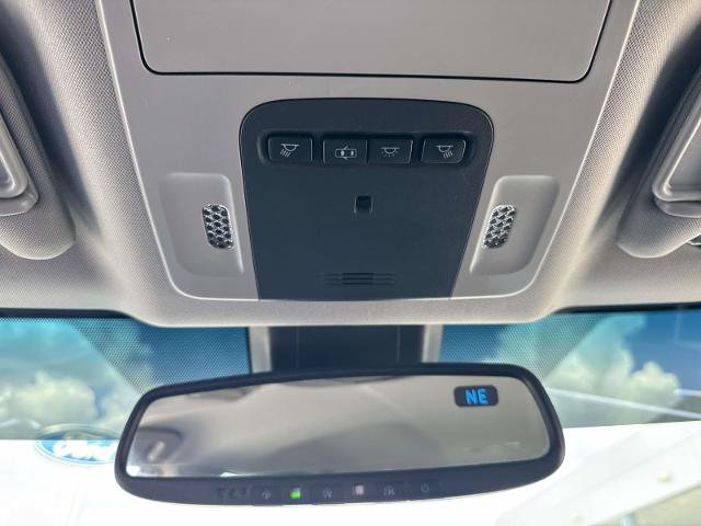 Used 2018 Toyota Camry XSE FWD image 19