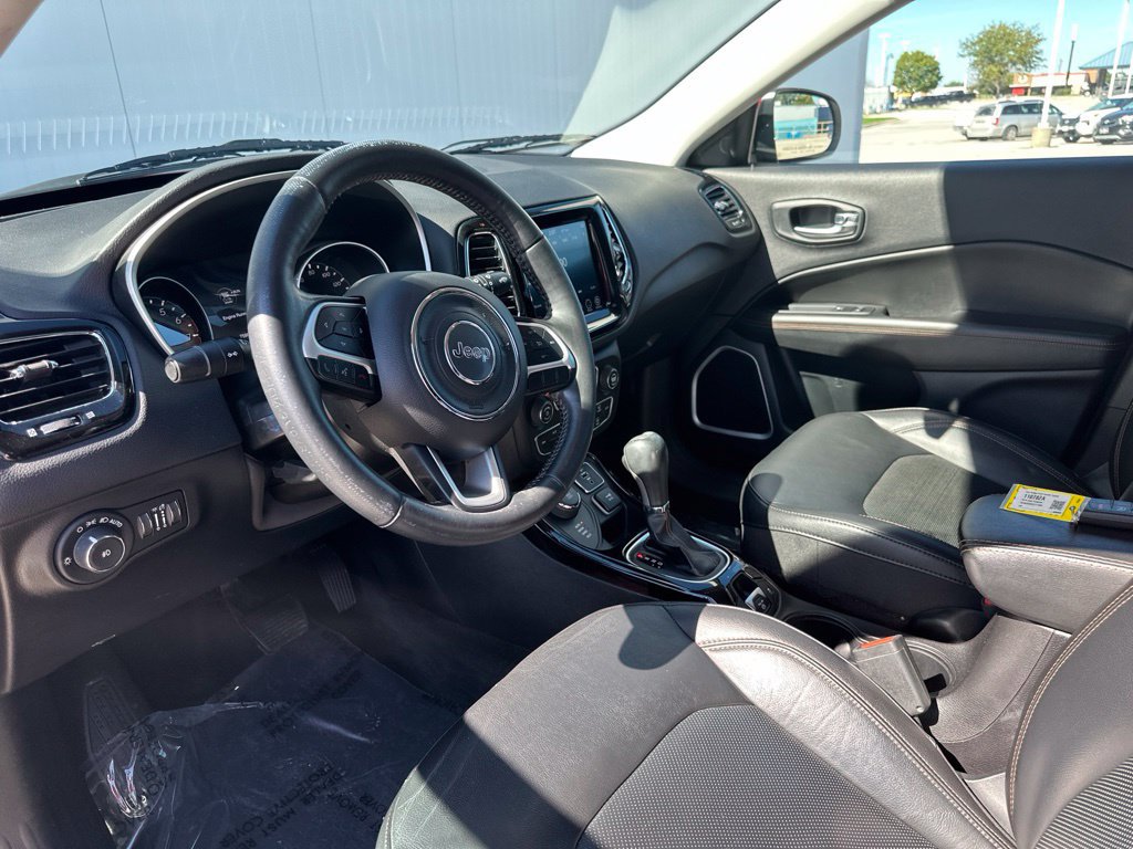 Used 2019 Jeep Compass Limited AWD/4WD image 15