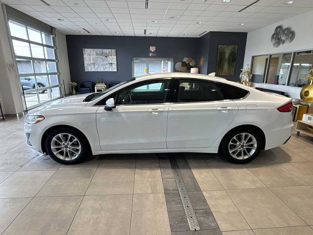 Certified 2019 Ford Fusion SE image 2