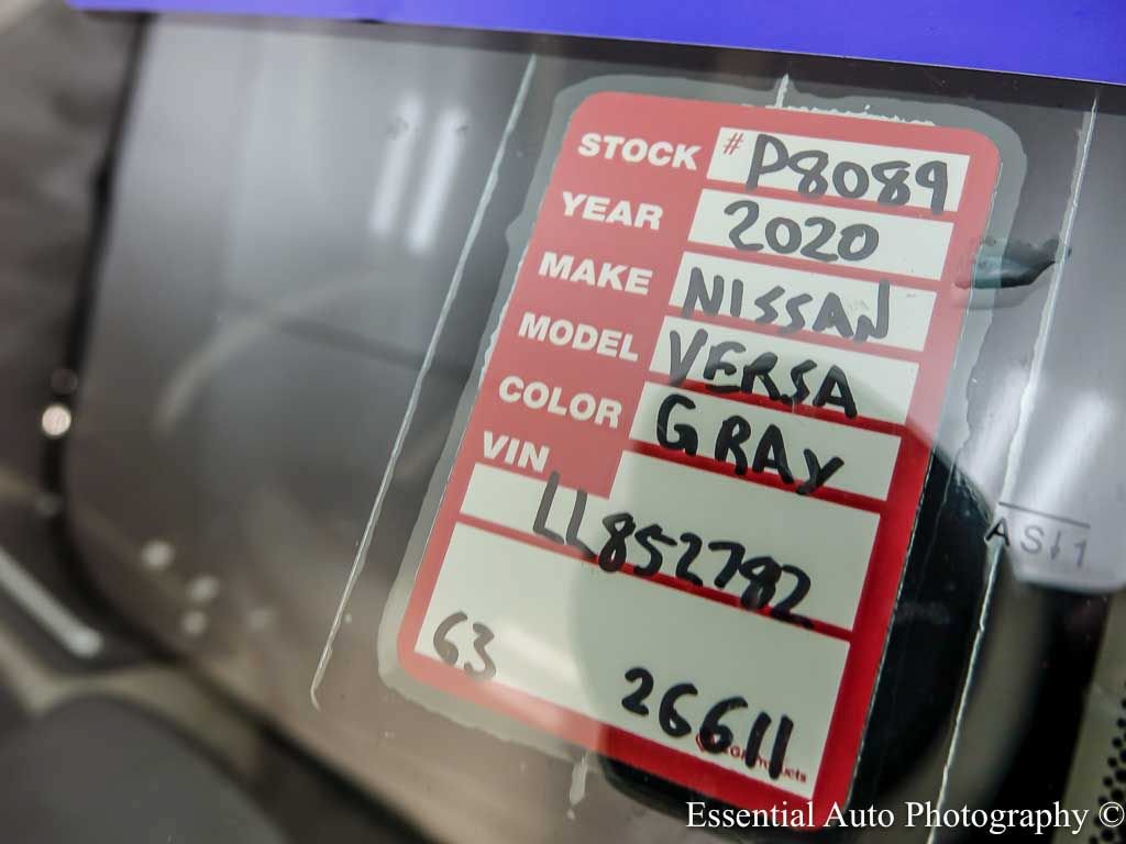 Used 2020 Nissan Versa SV FWD image 29