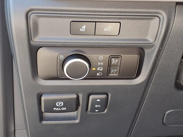 Certified 2024 Ford Expedition XLT AWD/4WD image 18
