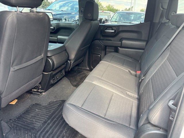 Used 2025 Chevrolet Silverado 1500 Custom w/ Turbomax Blackout Package AWD/4WD image 16